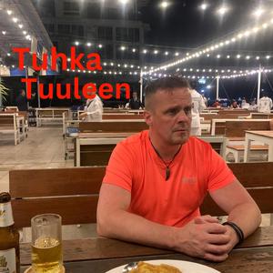 Tuhka Tuuleen