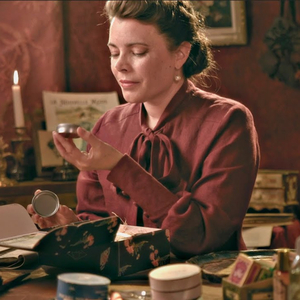 18th century styled cosmetics (face, cheeks, lips & hair)