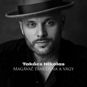 Magával táncolna a vágy