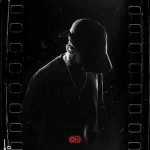 Travail (feat. Camhill)