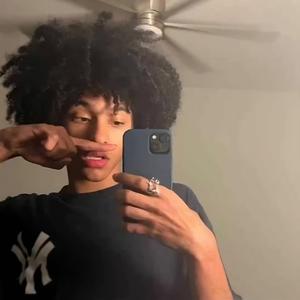 e whore (feat. nick's archive)