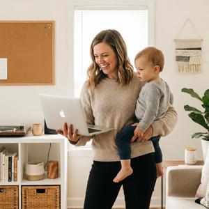 Niezniszczalna (hymn mam)