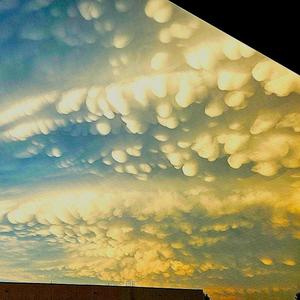 sometimes good things come from broken records (Acoustic)