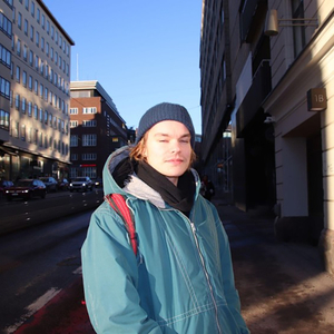 komea ja kaunis (kuin pomppiva kauris)