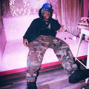 Bingmade (feat. Samosthated, 8000Hendrixy & Arik)