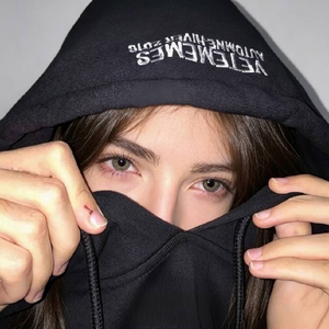 Ak Wa Kara(黑与白)