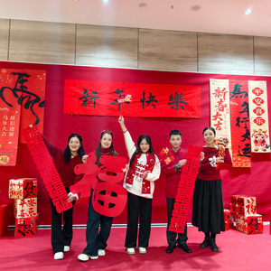 小美满（李楚琦/黄晓琪/黄淑娴/李宇杰/刘诗杨）