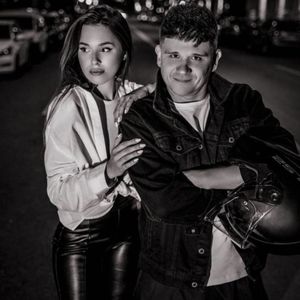 Садись на мой мопед