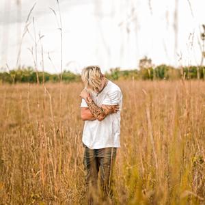 Hollywood Dream (Acoustic)