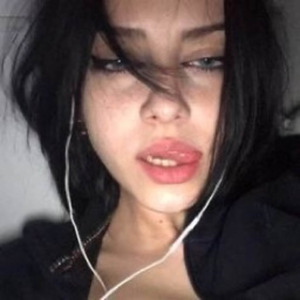 Lvbel C5 Eşarbını Yan Bağlama