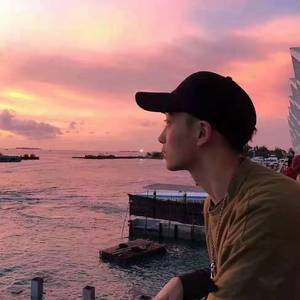 总有一天你会出现在我身边