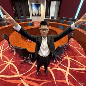 爱让善辩者沉默寡言