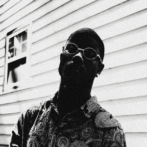 I.n.I.a (Black Robin Hood)