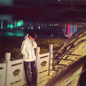 眼泪是写给海的信