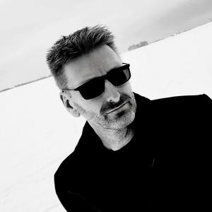 Poletíme vejš (Radio Edit)
