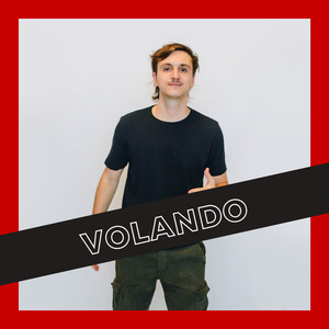 VOLANDO