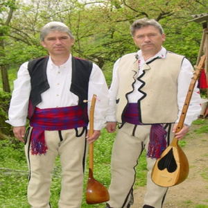 Moj Fellenze E Malit-Kenge Gurbeti