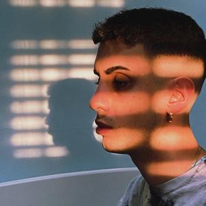 Sad Routine (feat. Akoem)