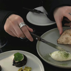 男人不会拒绝投怀送抱的女人