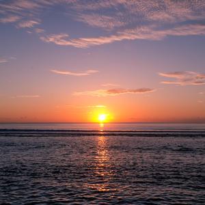 Sunrise on the sea - 原创电子音乐