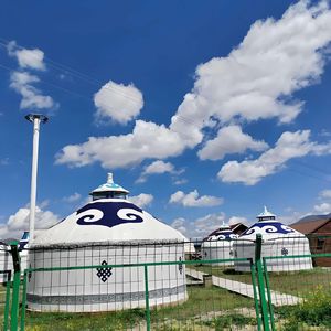 草原上的风千年不停_朱志刚