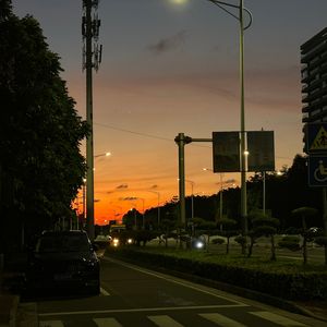 都说一起看海的人能走很远很远