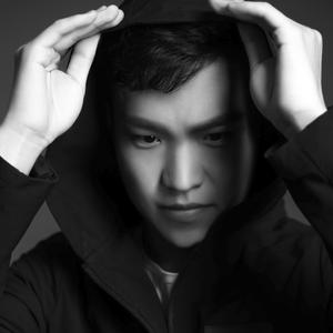 一个像夏天 一个像秋天（翻自 范玮琪）