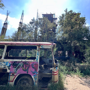 红楼的晚风 伴奏