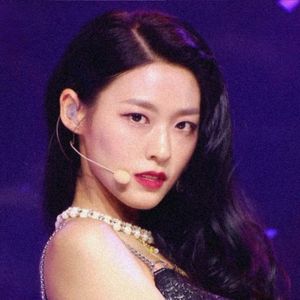 短裙（Cover：AOA）