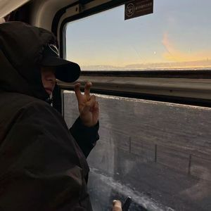 Happy-丽安娜刘易斯