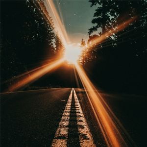 循着光照的方向（纯音乐）