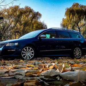 R36片尾曲-Half car half amazing