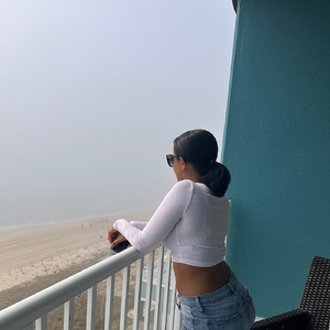 አልተለየሽኝም