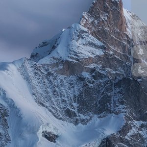 曾经谎言与真爱