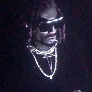 Red Light (feat. yvngxchris)