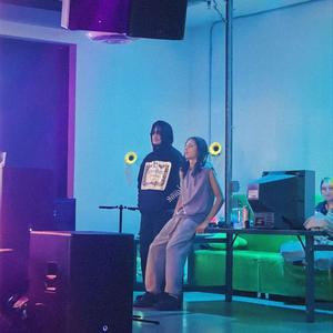 Dirty laundry (feat. fukyudeebo)