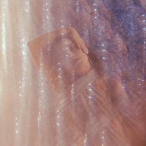 Duerme conmigo (feat. Calequi)