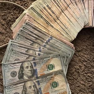 iphone (feat. tay wicc)