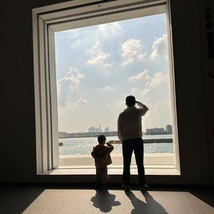 魔法快递员与蜡笔收件箱