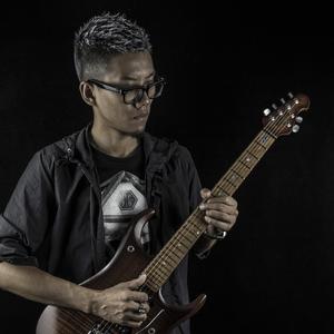 谢雨欣 - 谁（Cover-谢雨欣）