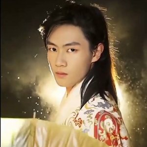 伴奏_兄弟的歌-胡皇