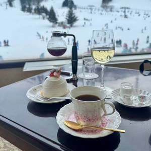 一人一亭一壶酒