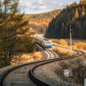 陌生城市的自我成长之旅