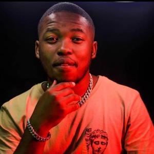 Ngicela Ningiyeke (feat. LichOmusik & King Nexo)