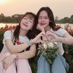 ลอยทะเล (漂浮海上) (feat. JuneMewnich)