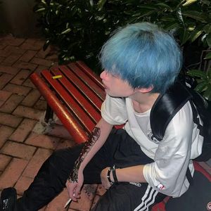 燕子，没有你我怎么活啊