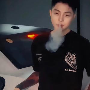 抬头月牙弯弯-高迪