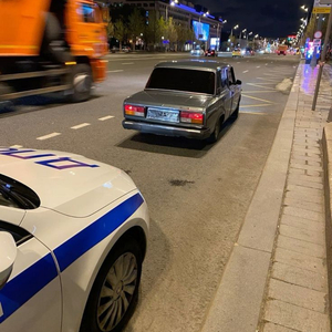 Bir qırmızı keçdim