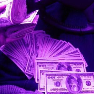 slidethru (feat. Alex.whay)