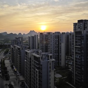 云河（伴奏）.wav